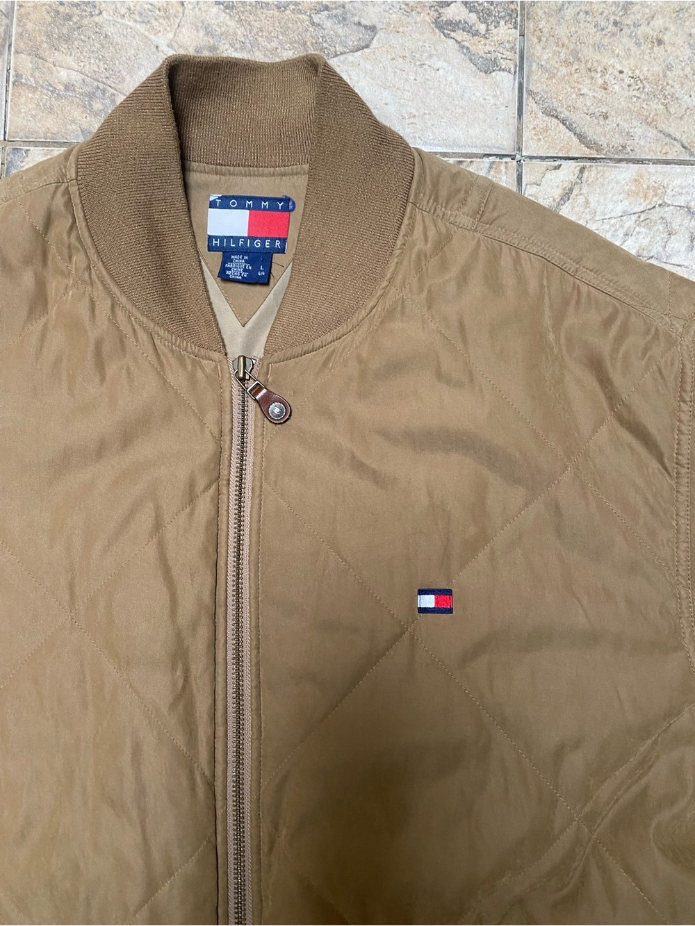 Tommy Hilfiger Men's Quilted Tan Bomber Jacket Size Large